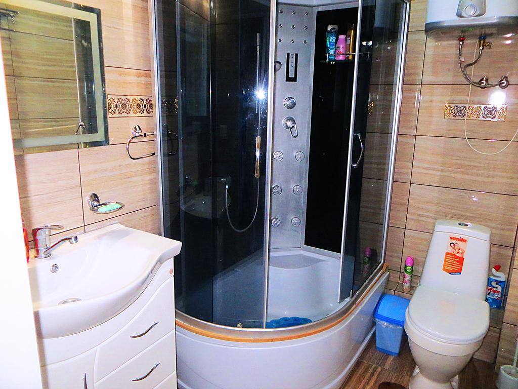 Bishkek Flatlux Apartments Eksteriør bilde
